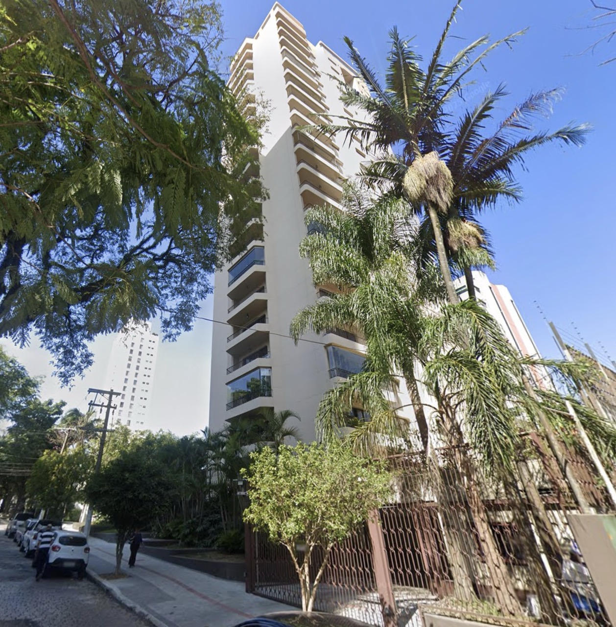 Imagem do imóvel 3 Vagas de Garagem (Vagas 10, 18 e 19 / 12,00 m² Privativos Cada) – 2º Subsolo – Edifício Solar Oliveira do Conde – Santo Amaro, São Paulo/SP